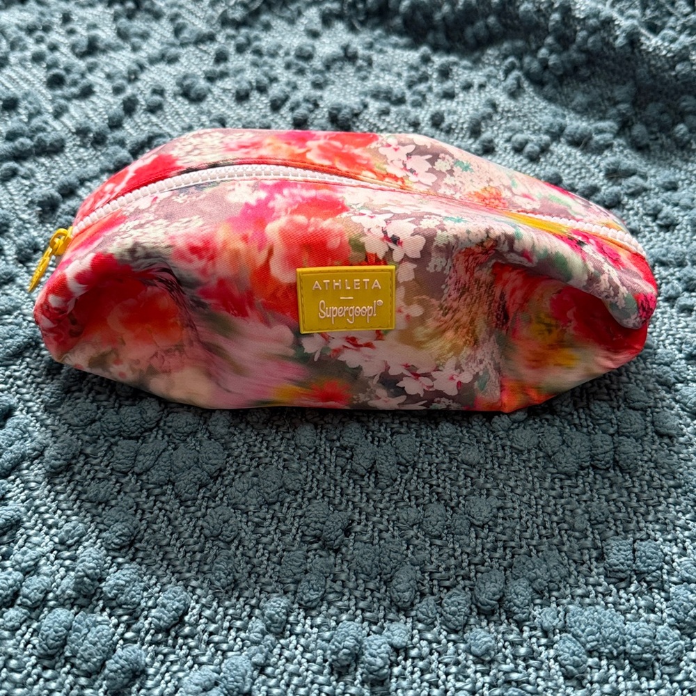 Athleta Multicolor Floral Cosmetic Bag